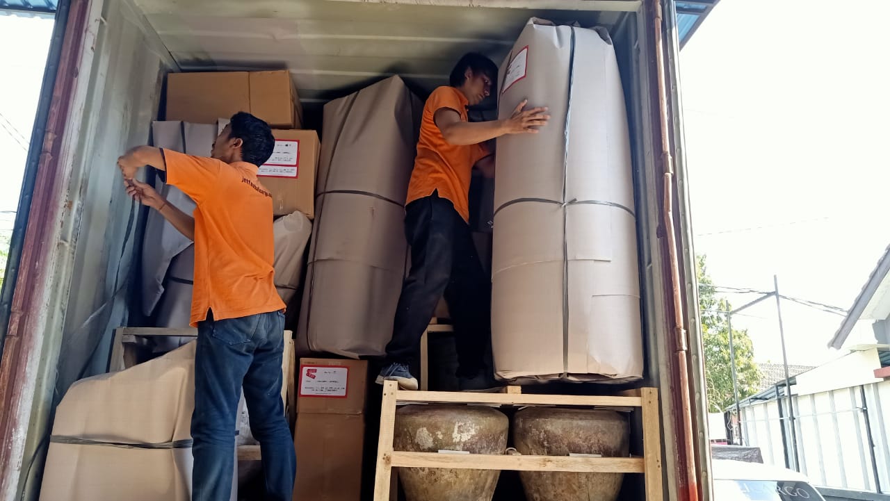 Bali Container to Sydney