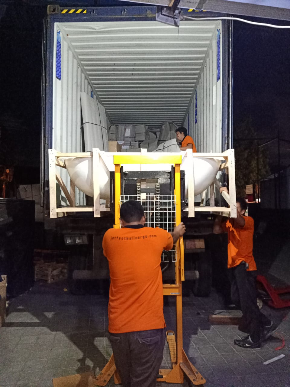 Bali Cargo Shipping