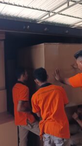 Door-to-door shipping Bali to Darwin